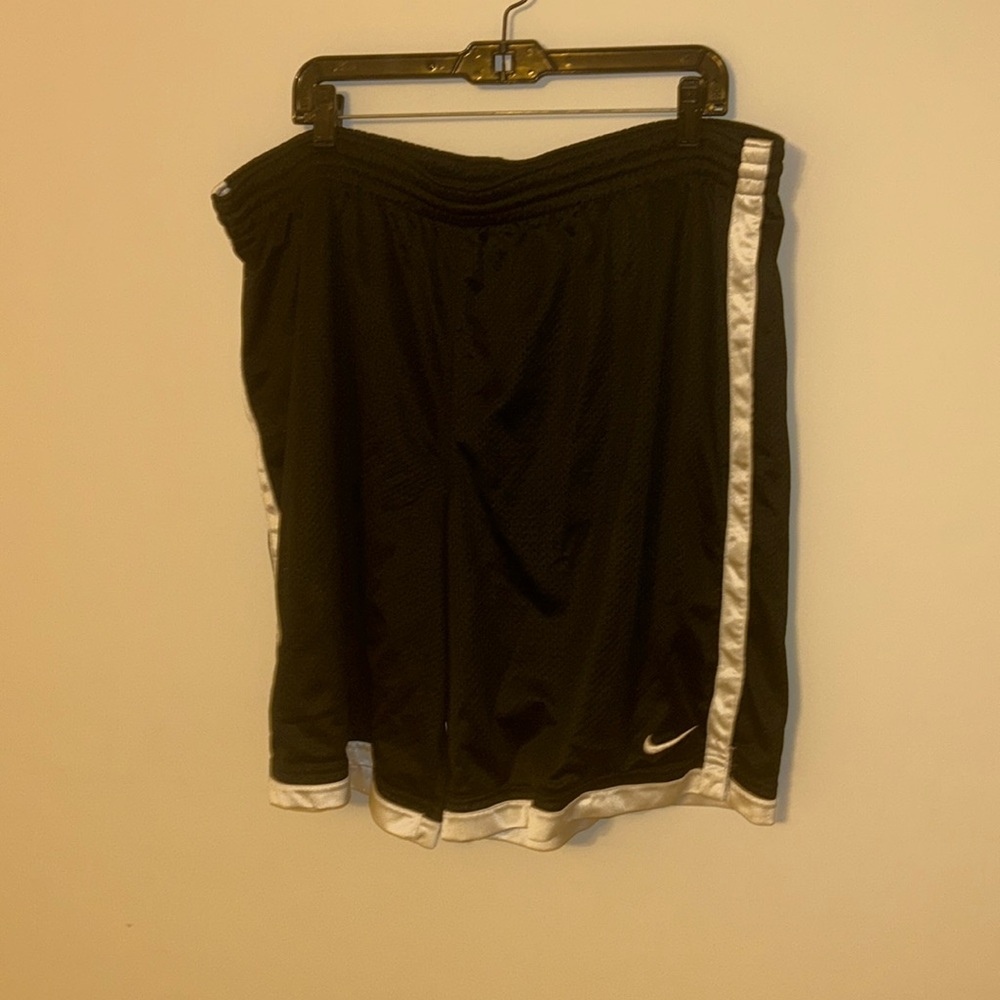 2XL Vintage Nike Shorts